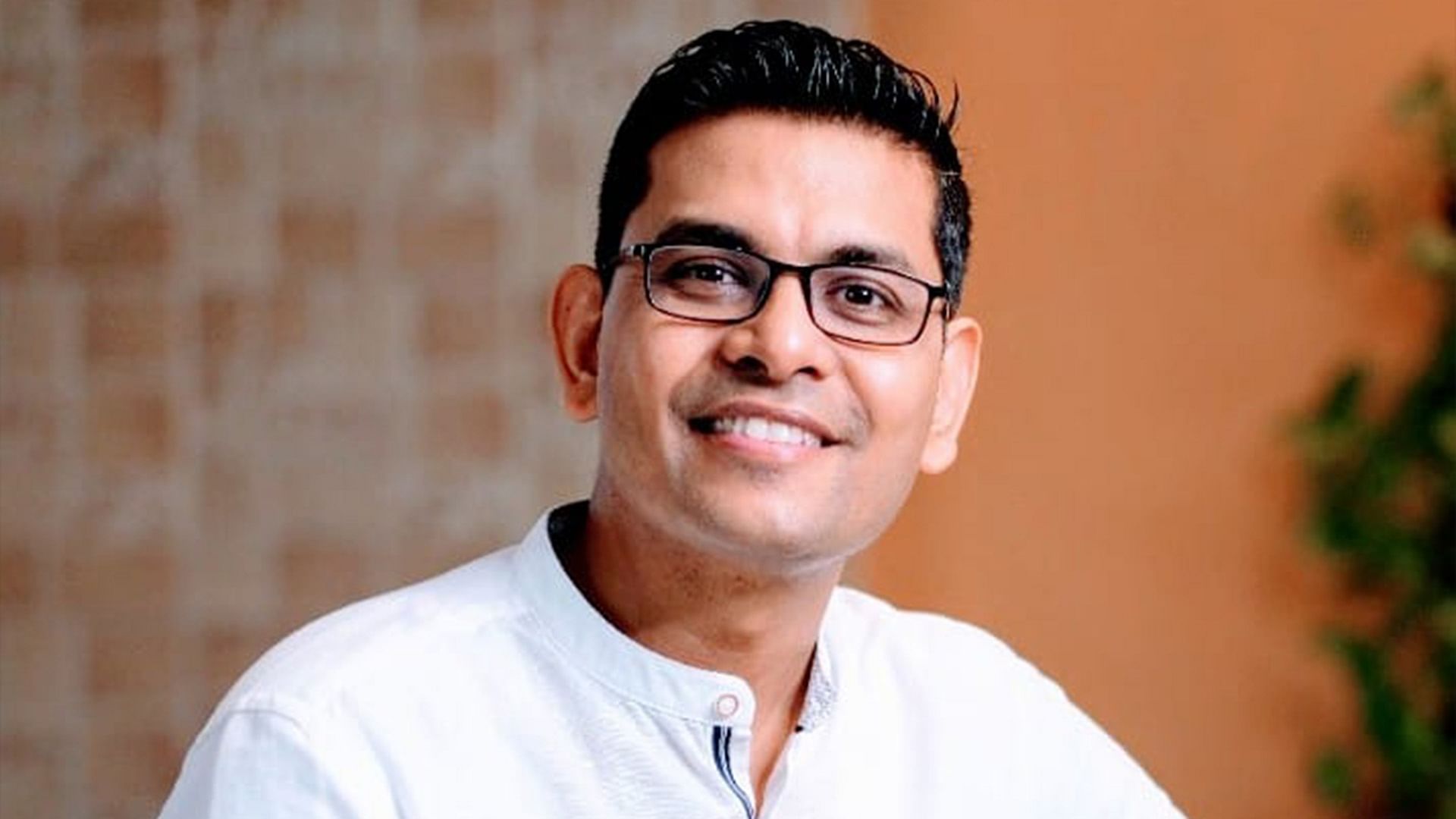 Dr. Virat Chirania